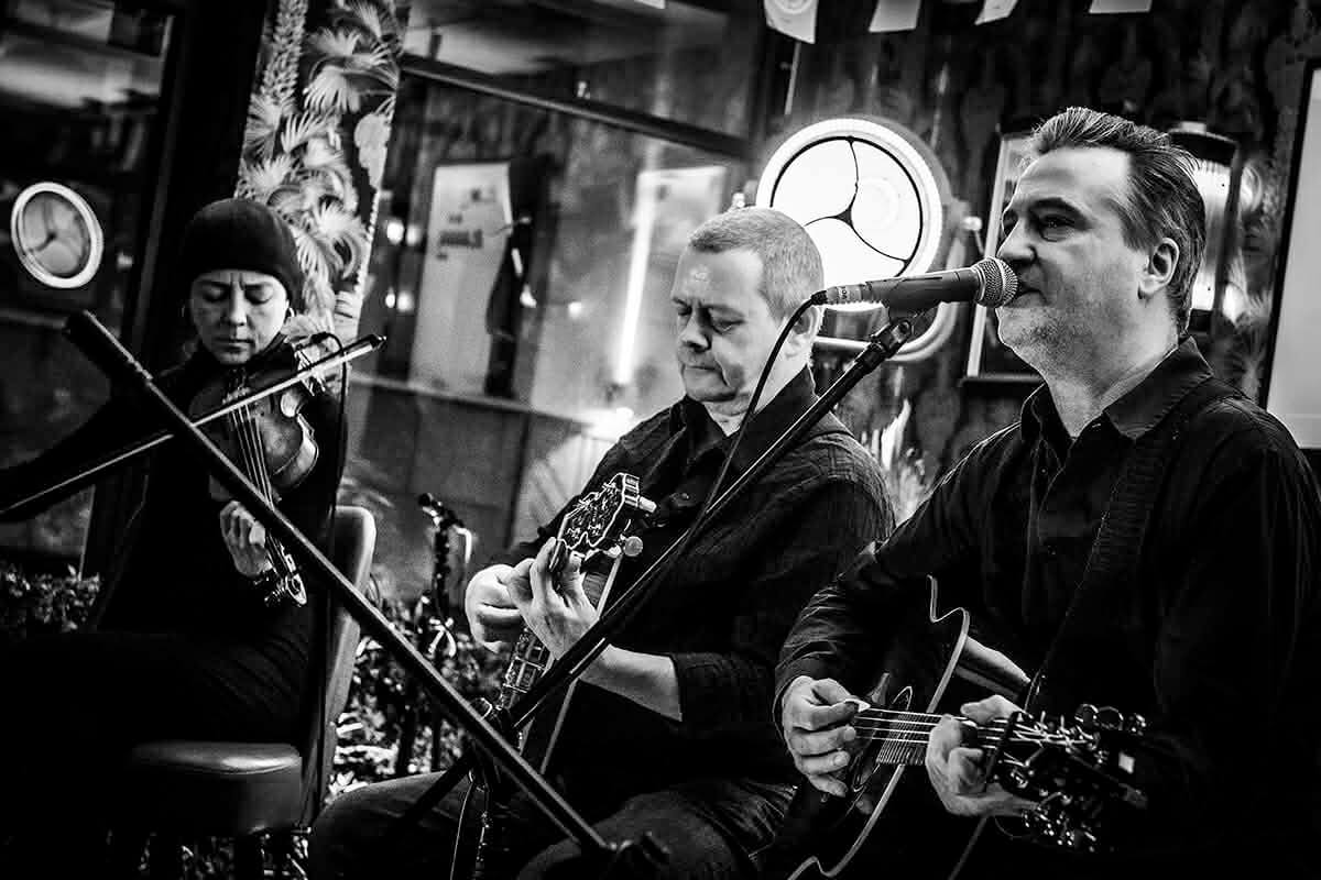 Billy Treacy performance photo